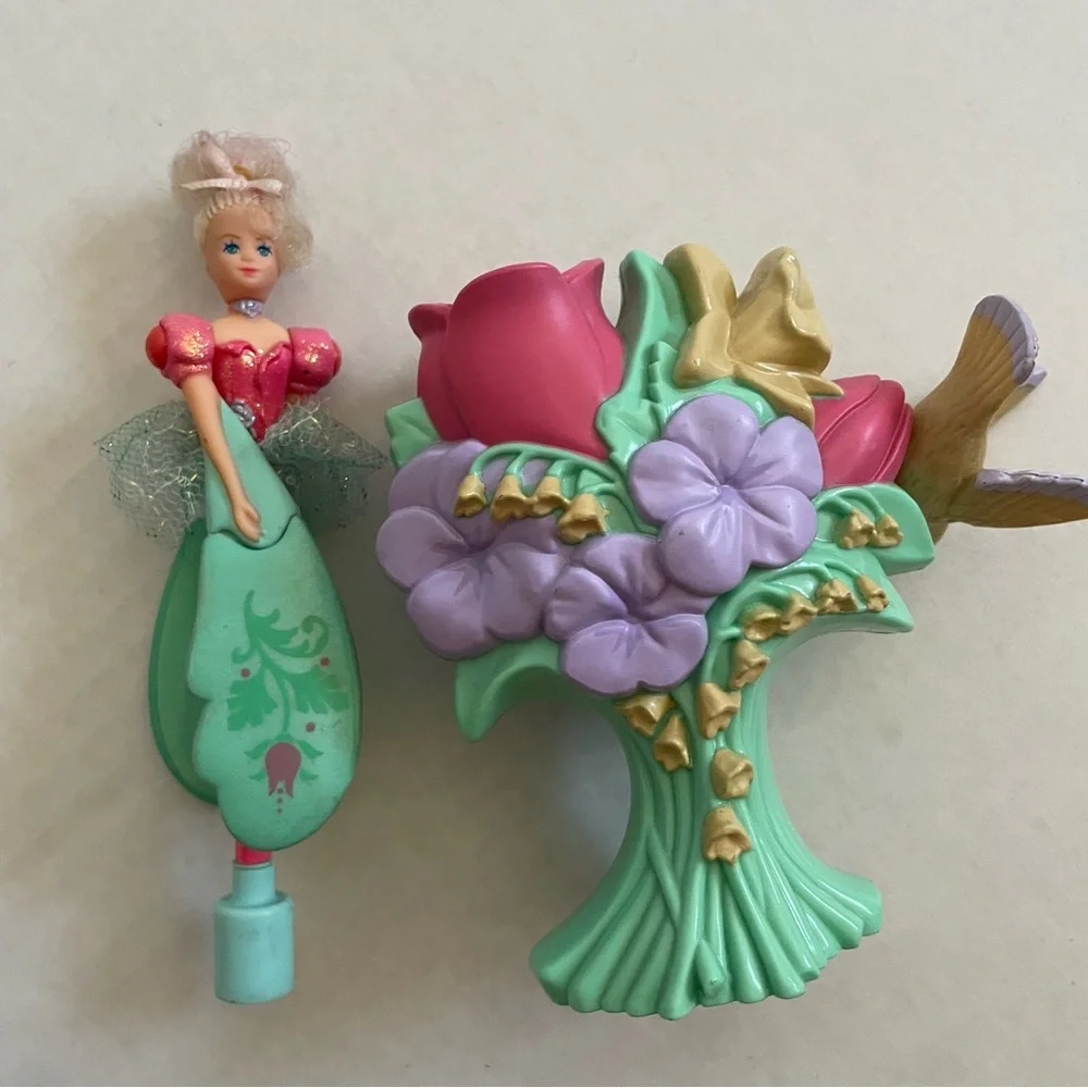 Vintage Sky Fairy Dancer with launch flower bouquet base works